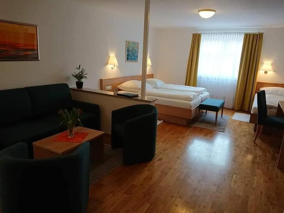 Hotel Wuerttemberger Hof Garni Ρόττενμπουργκ Εξωτερικό φωτογραφία