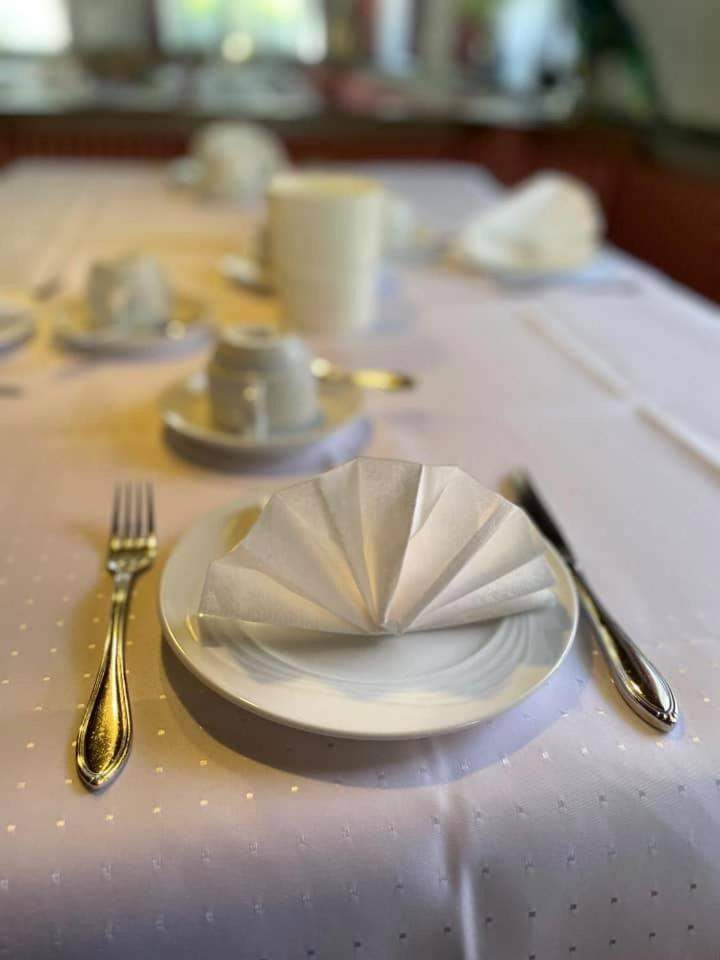 Hotel Wuerttemberger Hof Garni Ρόττενμπουργκ Εξωτερικό φωτογραφία