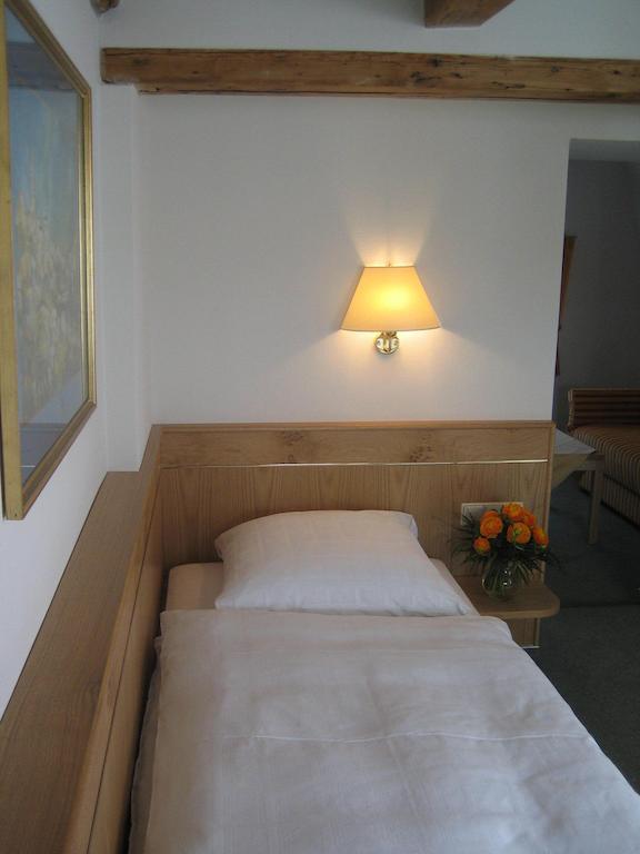 Hotel Wuerttemberger Hof Garni Ρόττενμπουργκ Δωμάτιο φωτογραφία